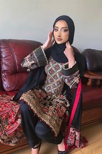 stunning Paki Indian Arab Bengali Beauty's super hot absorbs Desi